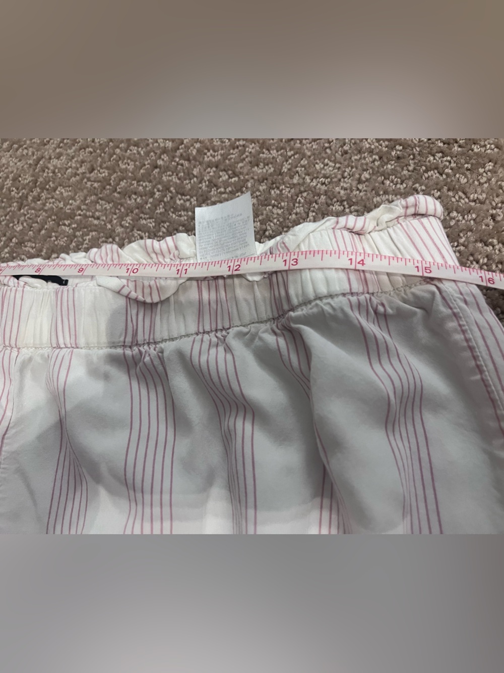 Banana Republic Pink and off white Striped cropped pj pants large - Picture 5 of 7